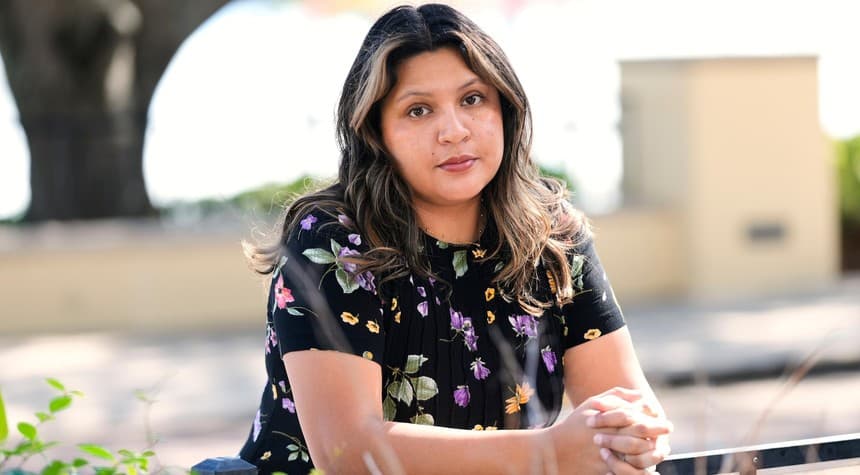 DACA Renewal Delays Leave Hundreds of Thousands in Legal Limbo