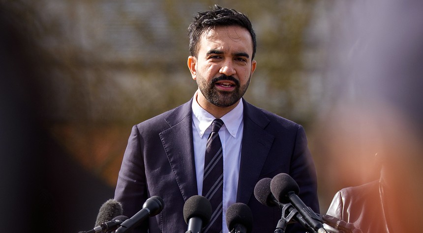 Mamdani Calls Sydney Shooting Antisemitic Terror While Avoiding Questions on Controversial Phrase