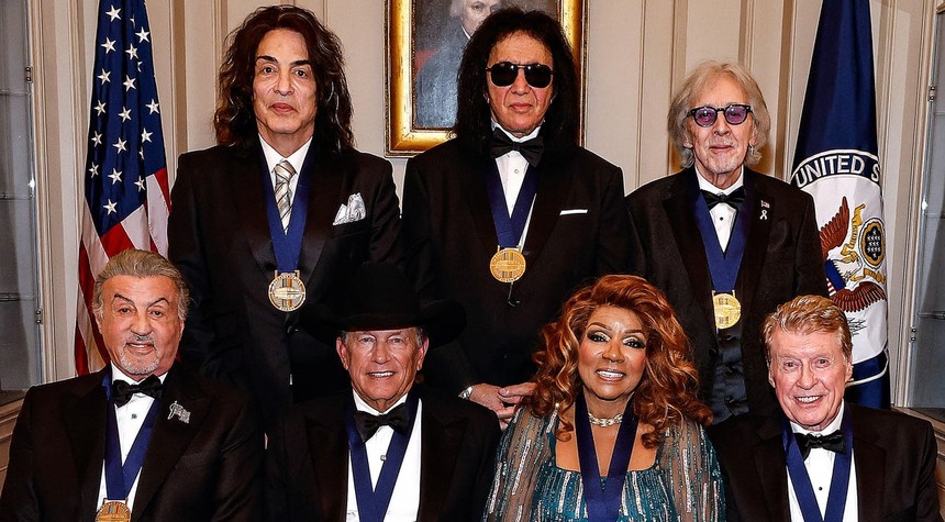 Jazz Tradition Ends at Kennedy Center as Performer Protests Building Rename