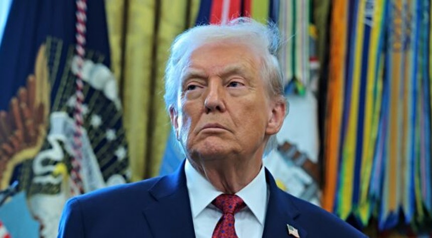 Trump Vows to Cut Federal Funds Over Alleged Somali Fraud Networks