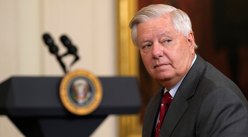 Graham Defends Miller and Noem as GOP Fractures Over Fatal Border Patrol Shooting