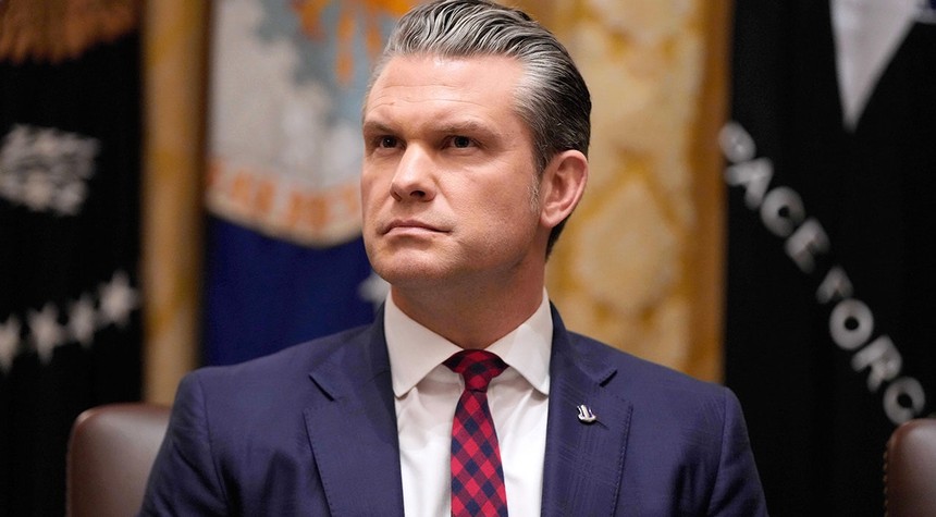 Pentagon Chief Orders Removal of Army Public Affairs Colonel Amid Promotion List Standoff