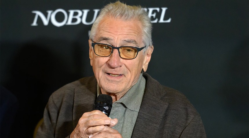 Robert De Niro Claims Trump Will Refuse to Leave Office, Calls for Mass Protests