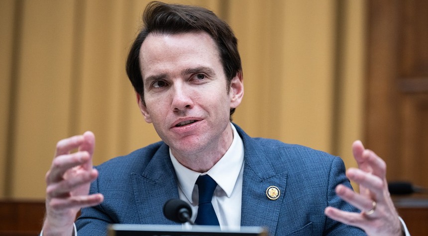 California Republican Congressman Abandons Party, Shrinks GOP Majority Further