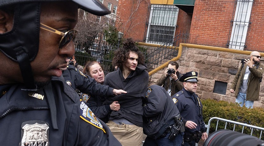 Terrorism Investigators Continue Work Despite Missing Paychecks