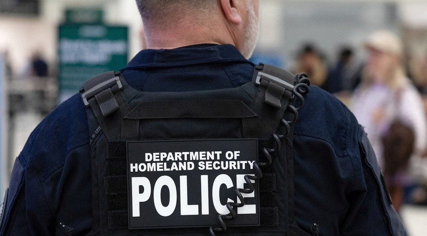 Senate Advances Partial DHS Funding Bill as 42-Day Shutdown Continues