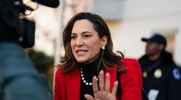 Florida Republican Pushes Mass Amnesty Bill as Strategy to Counter Racism Claims