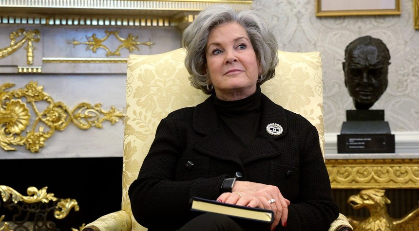 President Trump Honors Chief of Staff Susie Wiles at Independent Women's Forum Gala