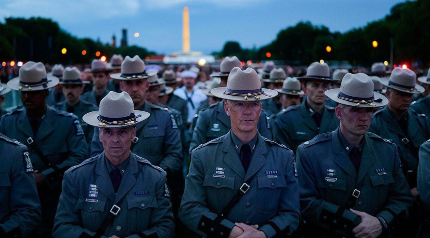 House Democrats Overwhelmingly Reject Resolution Honoring Fallen Police Officers