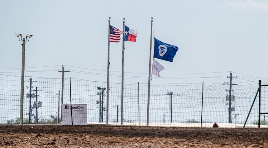 ICE Drops Policy Tracking Deaths After Detainee Release as Fatality Numbers Rise
